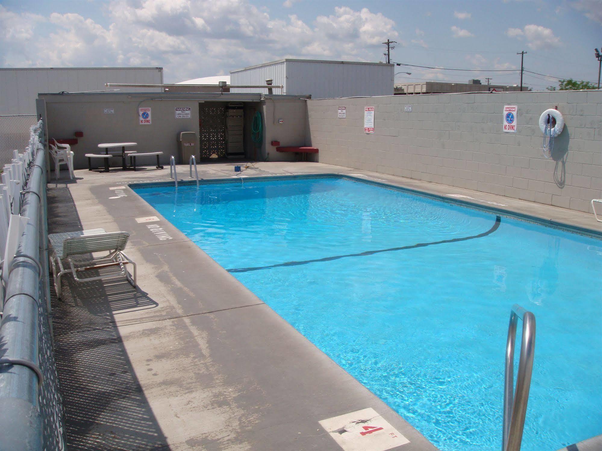 Econo Lodge Moses Lake Exterior foto